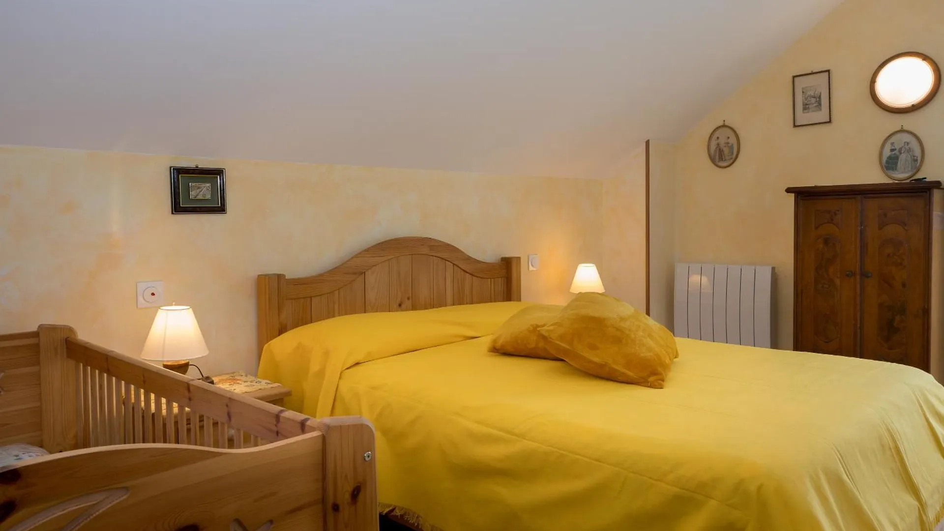 Vila Chez Les Ours Rochefort  0*, Rochefort (Savoie) Francie